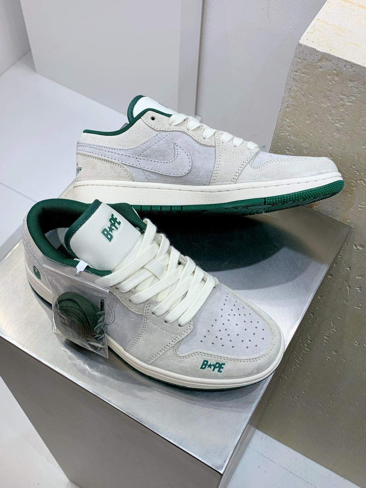BAPE × Air Jordan 1 Low – White / Green