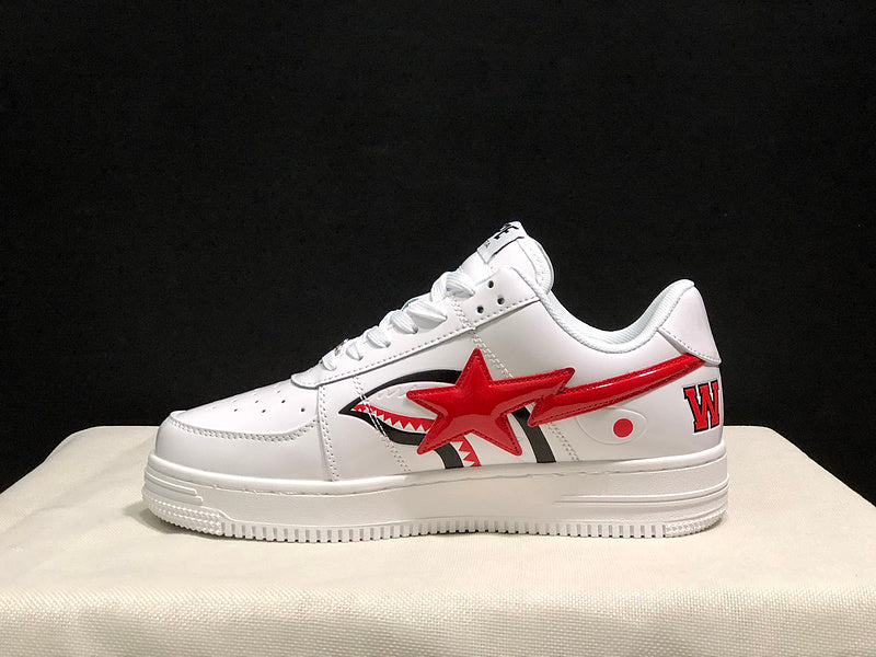 Bapesta Low-Top Sneaker – White / Red
