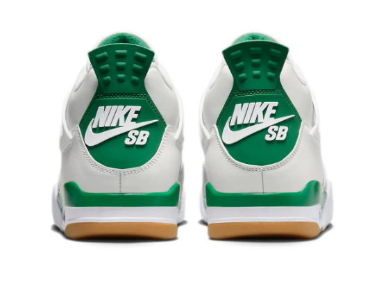 Air Jordan 4 Retro SB 'Pine Green' DR5415-103